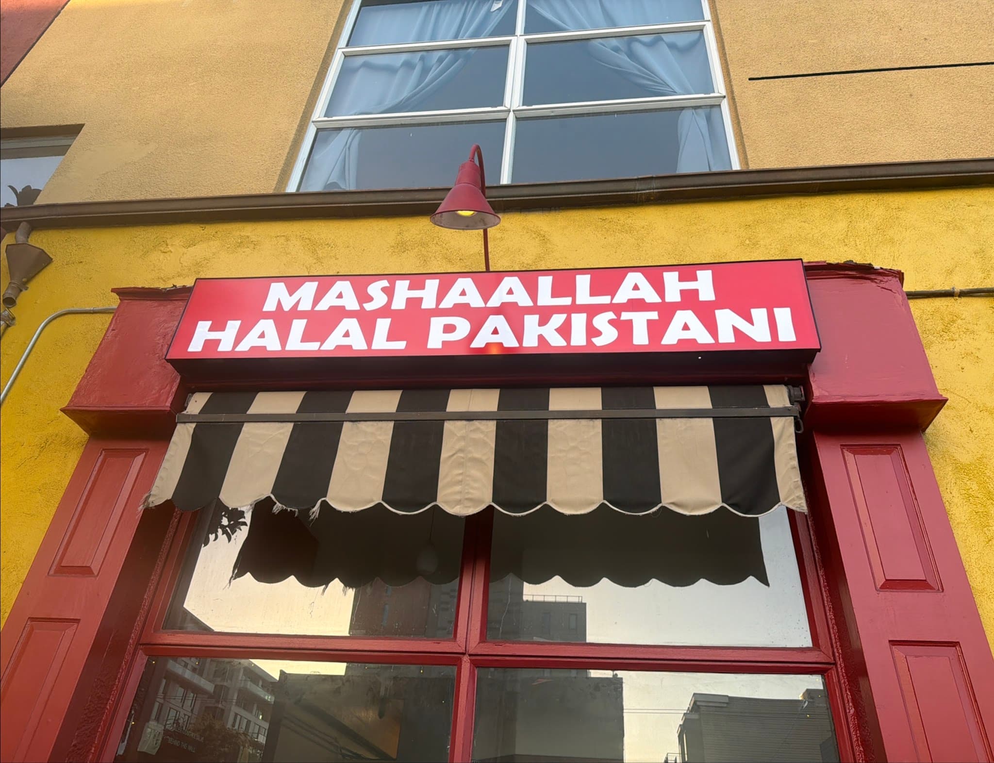 Mashaallah Halal Pakistani Food Restaurant thumbnail 2