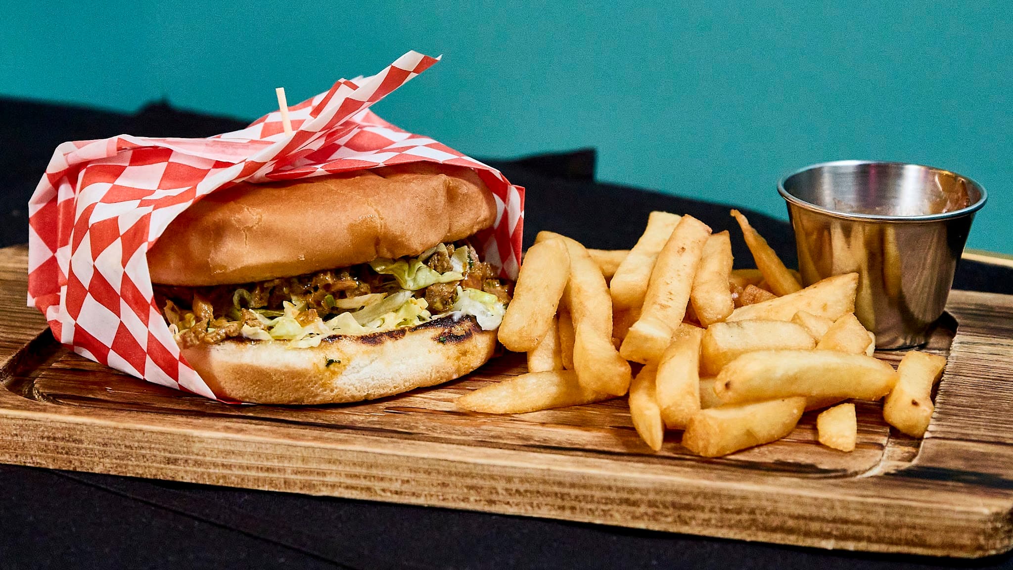 Blue Fox Sports Bar - Restaurant - Hookah Lounge thumbnail 5