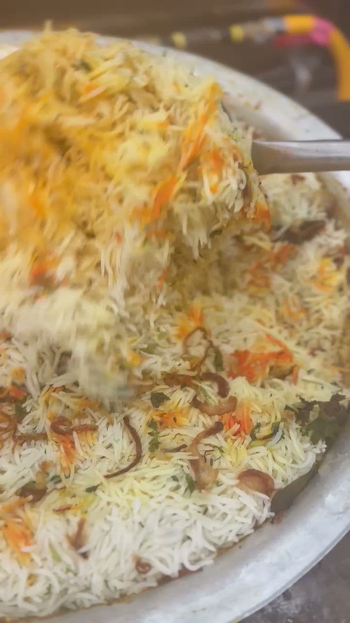 Desi Delight Market Place | Indian Grocery | Restaurant | Halal Meat thumbnail 3