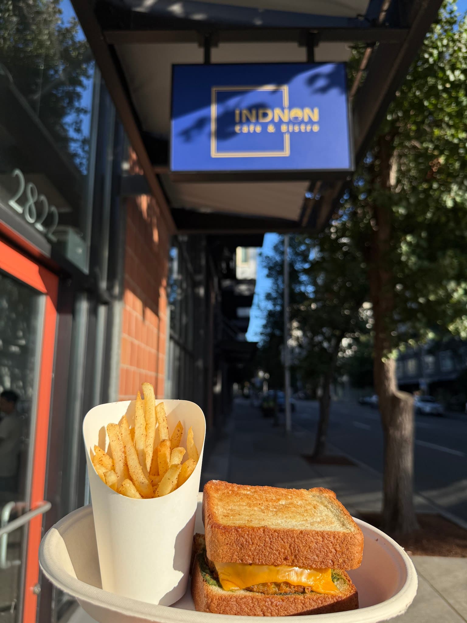 INDNON Cafe & Bistro thumbnail 3