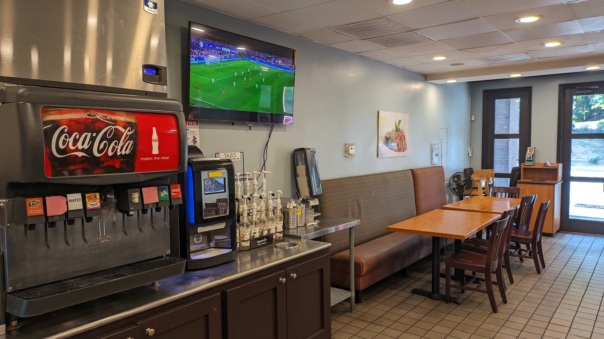 Tannour Mediterranean Grill thumbnail 2